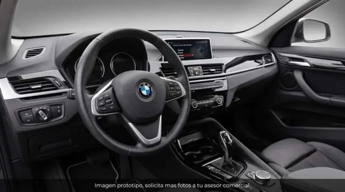 Usado BMW X2 Shadowline 136 CV (100 kW) 2023 Gris SUV