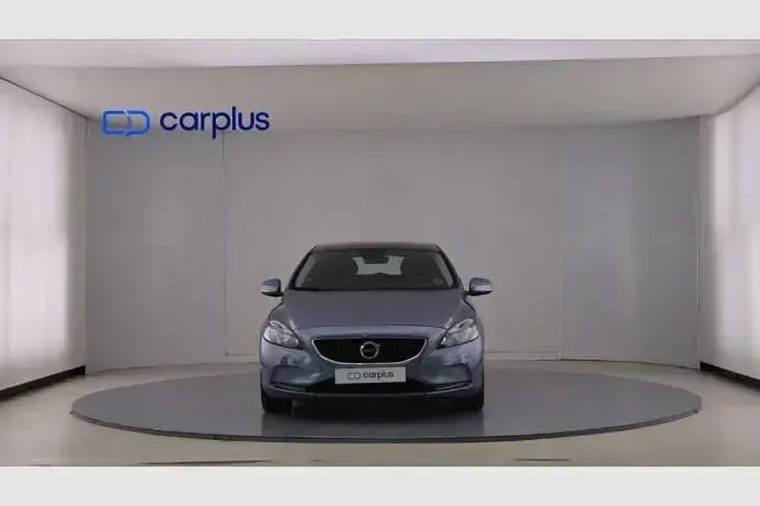 Usado Volvo V40 Momentum 120 CV (88 kW) 2016