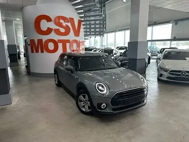 Usado Mini One Clubman 115 CV (84 kW) 2022 Gris Familiar