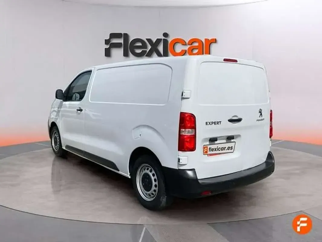 Usado Peugeot Expert S 102 CV (75 kW) 2023 Blanco Van