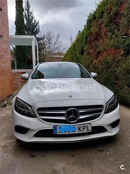 Usado Mercedes C220 170 CV (125 kW) 2018 Blanco Berlina