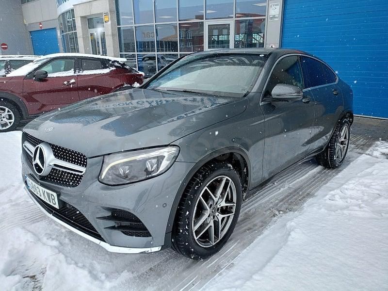 Usado Mercedes GLC250 211 CV (155 kW) 2019 Gris / plata Coupe