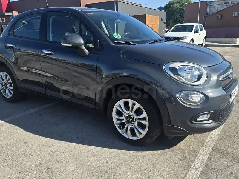 Usado Fiat 500X Pop Star 95 CV (69 kW) 2016 Gris / plata SUV