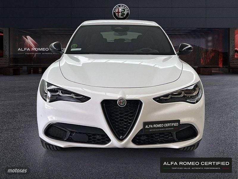 Usado Alfa Romeo Stelvio Sprint 210 CV (154 kW) 2025 Blanco SUV