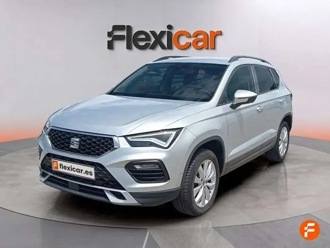 Usado Seat Ateca Style 150 CV (110 kW) 2023 Gris SUV
