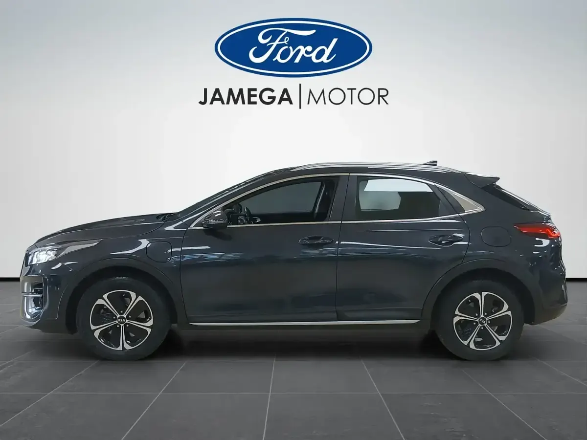 Usado Kia XCeed 141 CV (103 kW) 2021 Gris SUV