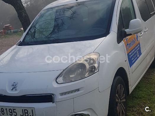 Usado Peugeot Partner Tepee Active 92 CV (67 kW) 2014 Blanco Monovolumen