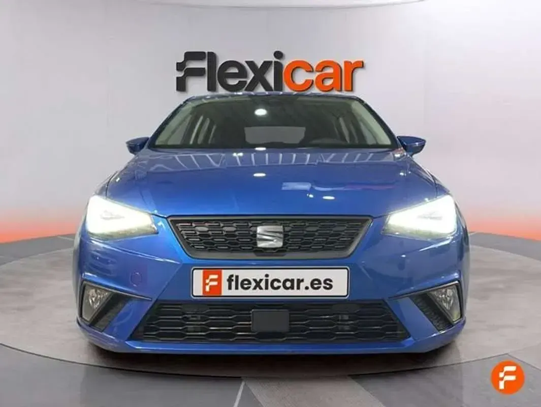 Usado Seat Ibiza Reference 80 CV (58 kW) 2023 Azul Utilitario