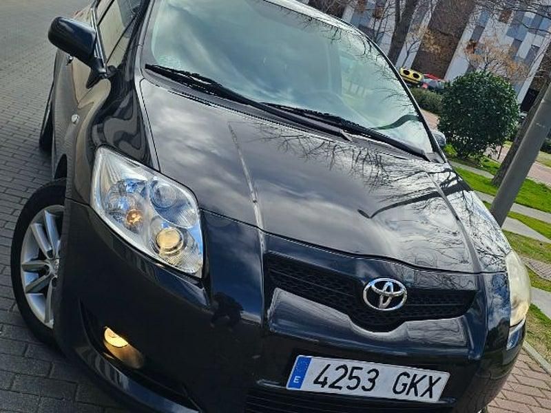 Usado Toyota Auris X-plore 101 CV (74 kW) 2009 Negro Utilitario