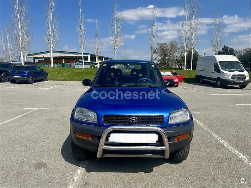 Usado Toyota RAV4 129 CV (94 kW) 1997 Azul SUV