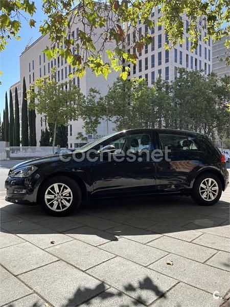 Usado VW Golf VII Advance 116 CV (85 kW) 2016 Negro Berlina