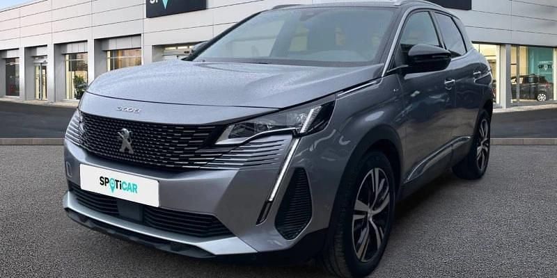 Usado Peugeot 3008 GT 131 CV (96 kW) 2024 Gris