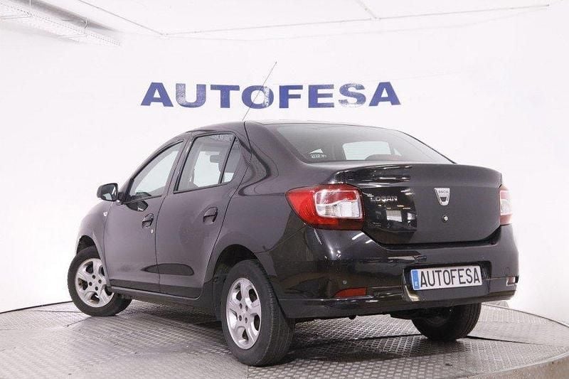 Usado Dacia Logan Lauréate 90 CV (66 kW) 2013 Negra Berlina