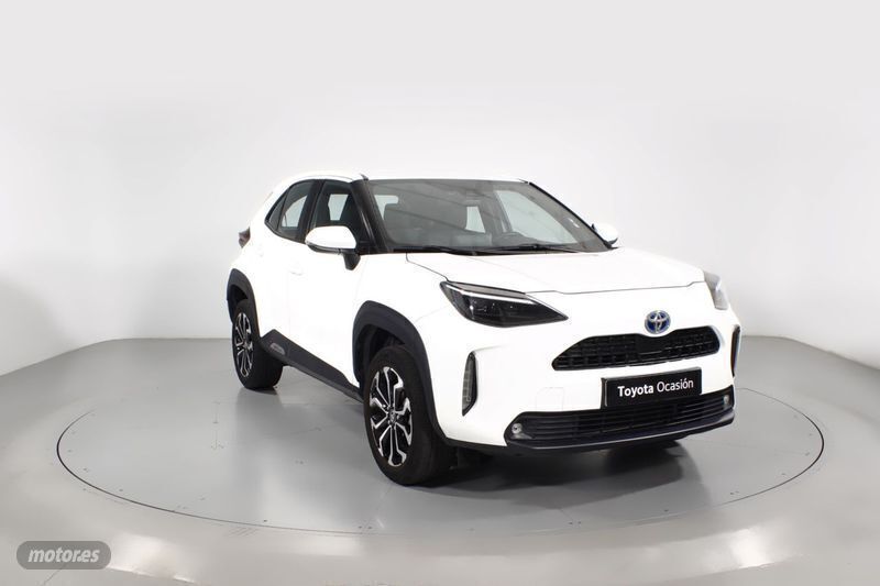 Blanco Usado 2024 Toyota Yaris Cross Active SUV | 25.700 € (Un poco caro) - Imagen 1/4