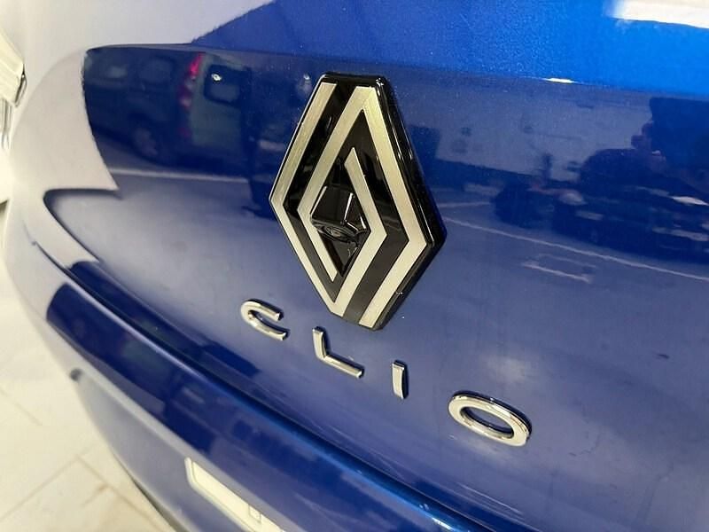 Usado Renault Clio V Techno 90 CV (66 kW) 2023 Azul Berlina