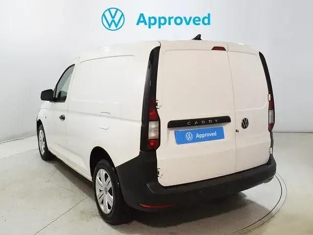 Usado VW Caddy 122 CV (89 kW) 2022 Blanco Monovolumen