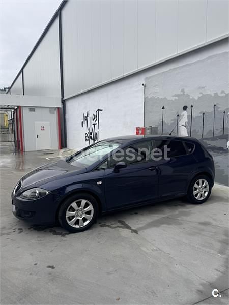 Usado Seat Leon Sport 140 CV (102 kW) 2008 Azul Berlina