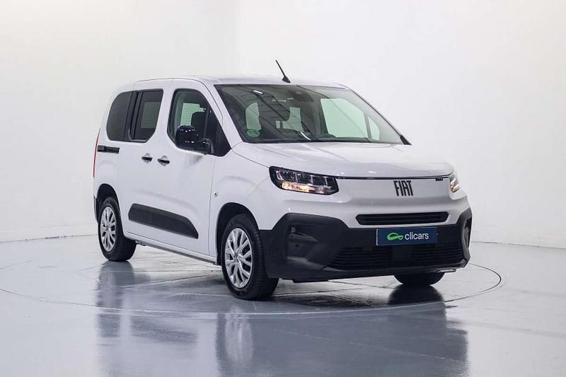 Używany Fiat Doblò 102 KM (75 kW) 2025 Biały Minivan