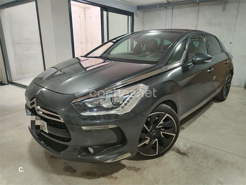 Usado Citroën DS5 181 CV (133 kW) 2014 Gris / plata Utilitario