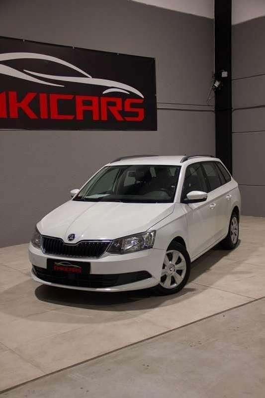 Usado Skoda Fabia 90 HP (66 kW) 2016 Branco Citadino