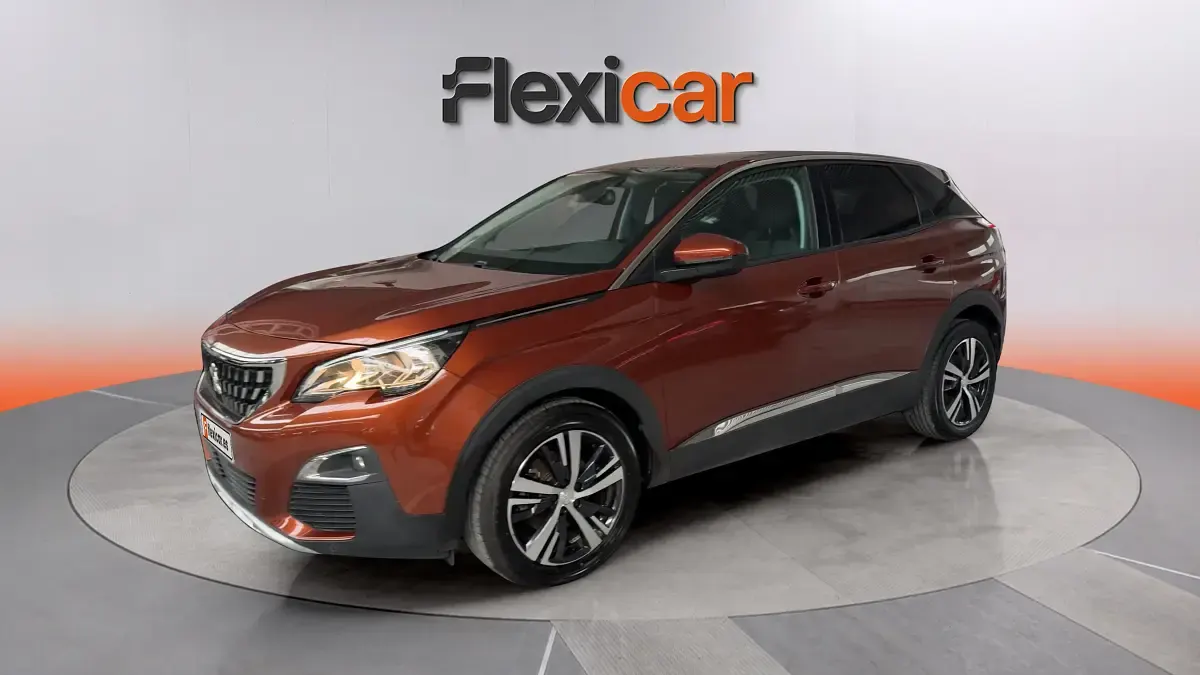 Usado Peugeot 3008 Allure 131 CV (96 kW) 2020 Naranja SUV