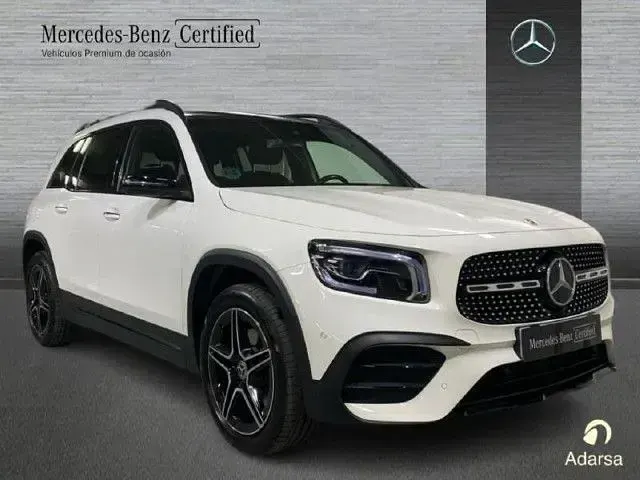 Usado Mercedes GLB200 AMG line 150 CV (110 kW) 2023 Blanco polar SUV