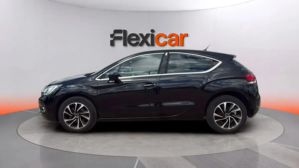 Usado DS Automobiles DS4 120 CV (88 kW) 2018 Negro Berlina
