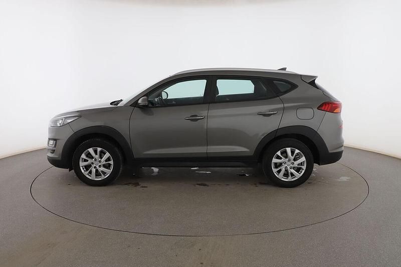 Usado Hyundai Tucson 132 CV (97 kW) 2018 Gris SUV