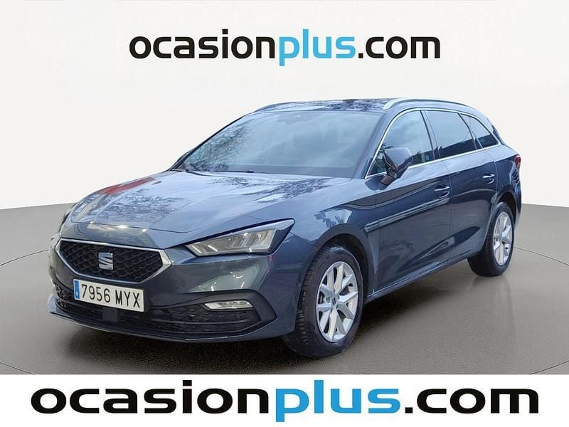 Usado Seat Leon Style 116 CV (85 kW) 2025 Gris Monovolumen