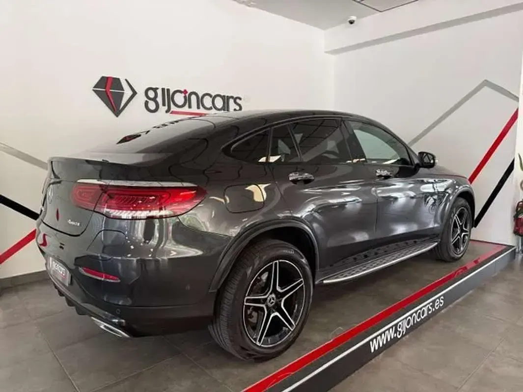 Usado Mercedes GLC300de 306 CV (225 kW) 2022 Gris SUV
