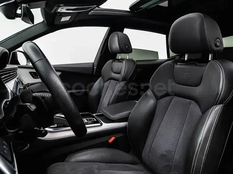 Usado Audi Q8 S-Line 286 CV (210 kW) 2023 Negro SUV