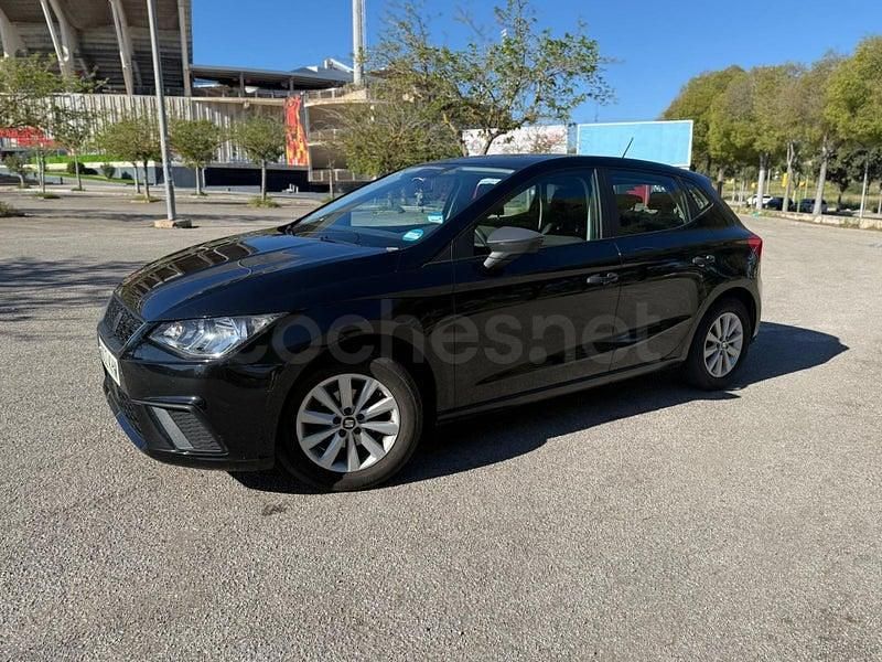 Usado Seat Ibiza CONNECT 75 CV (55 kW) 2018 Negro Utilitario