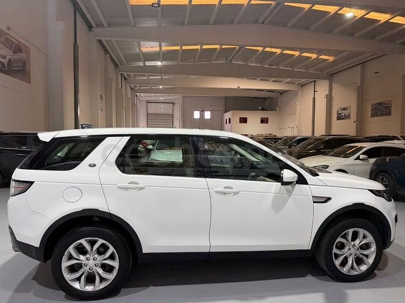 Usado Land Rover Discovery 4 HSE 180 CV (132 kW) 2016 Blanco SUV