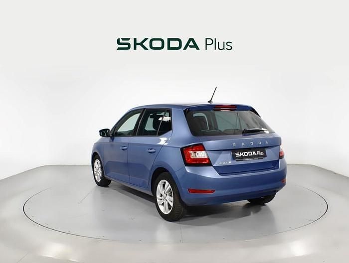 Azul Usado 2021 Skoda Fabia Ambition | 14.900 € (Precio justo) - Imagen 1/4