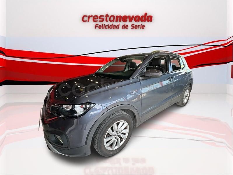 Usado VW T-Cross Advance 110 CV (80 kW) 2023 Gris / plata SUV
