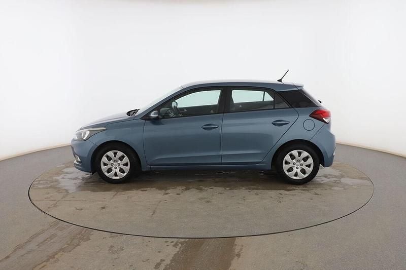 Usado Hyundai i20 100 CV (73 kW) 2016 Azul Berlina