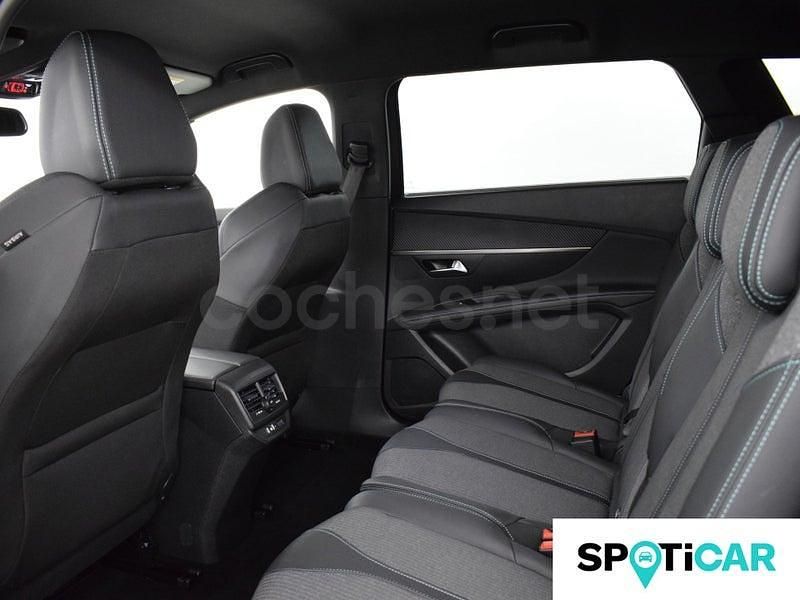 Usado Peugeot 5008 Allure 136 CV (100 kW) 2024 Azul SUV