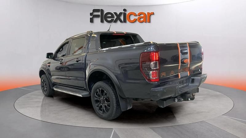 Usado Ford Ranger Wildtrack 213 CV (156 kW) 2021 Gris Pickup/Camioneta