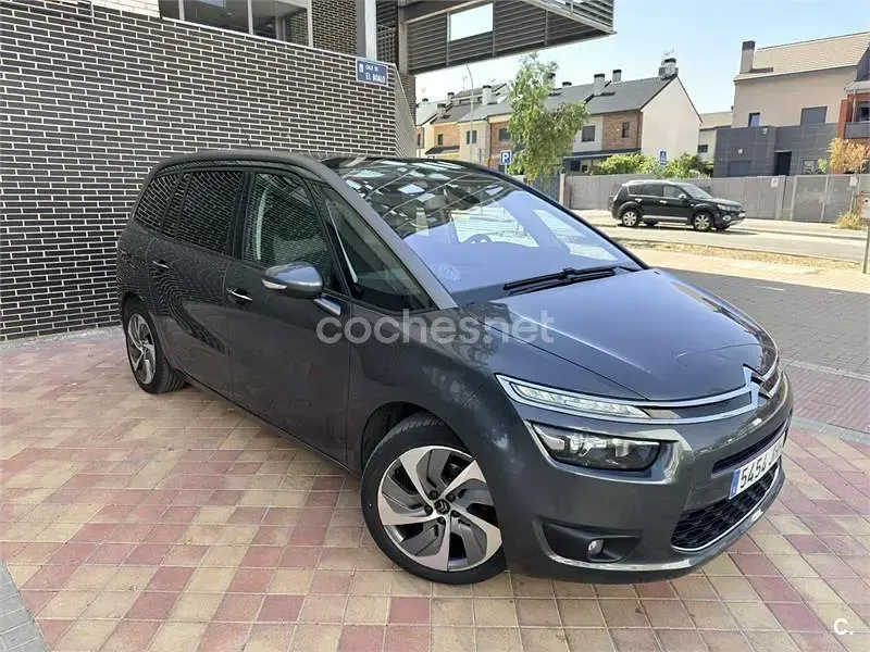 Usado Citroën Grand C4 Picasso Exclusive 150 CV (110 kW) 2015 Gris / plata Monovolumen
