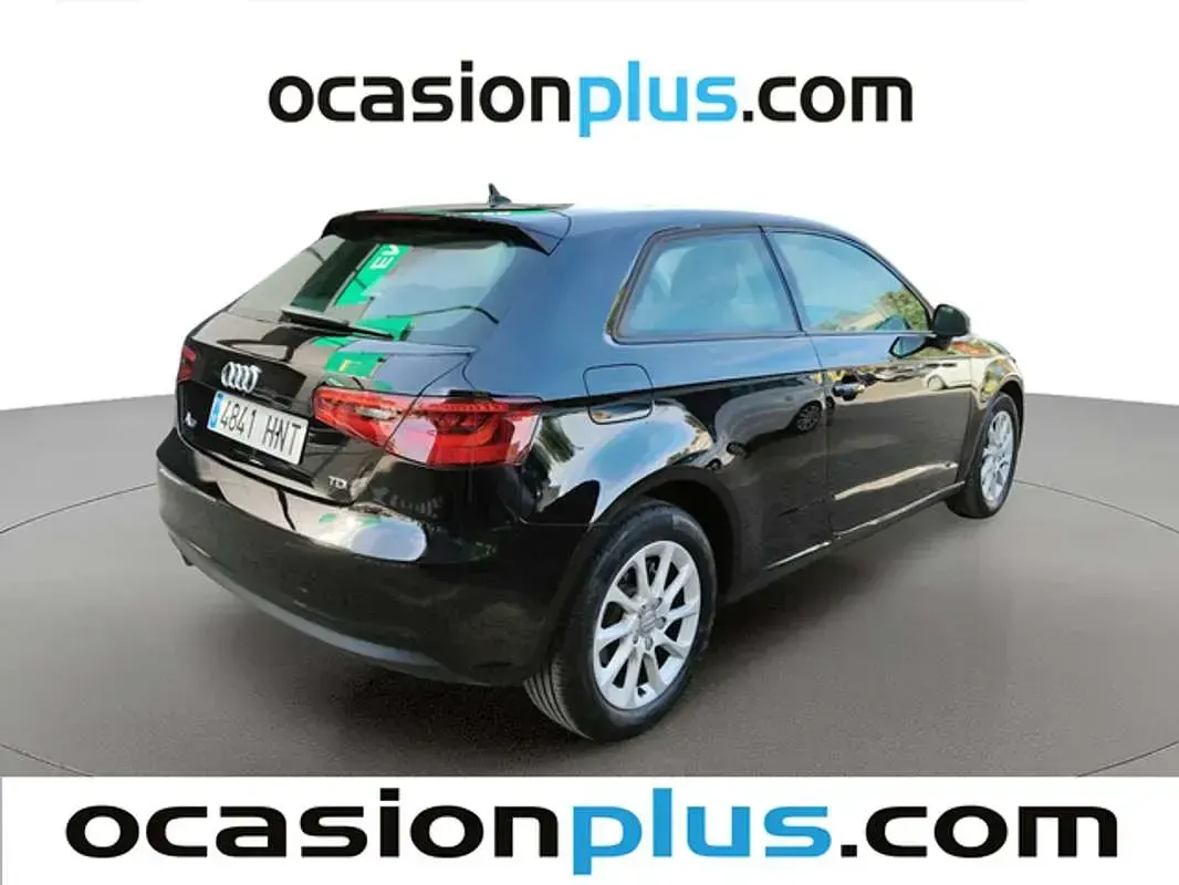 Usado Audi A3 Attraction 105 CV (77 kW) 2013 Negro Utilitario