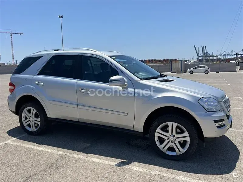 Usado Mercedes ML350 224 CV (164 kW) 2010 Gris / plata SUV