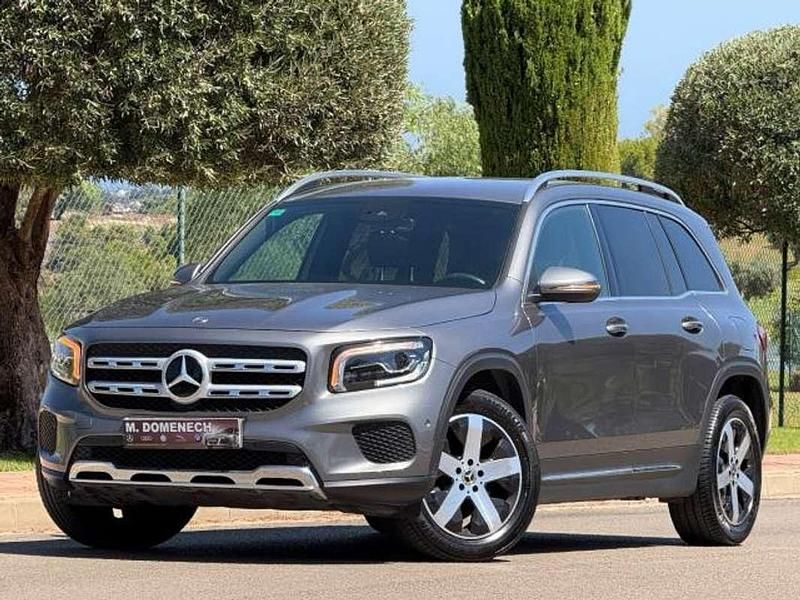 Usado Mercedes GLB200 116 CV (85 kW) 2020 Gris SUV