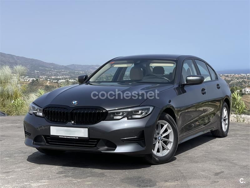 Gris / plata Usado 2019 BMW 318 Berlina | 27.900 € - Imagen 1/4
