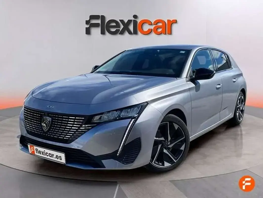 Usado Peugeot 308 Allure 131 CV (96 kW) 2022 Gris Utilitario