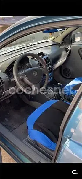 Usado Opel Corsa Comfort 75 CV (55 kW) 2001 Verde Utilitario