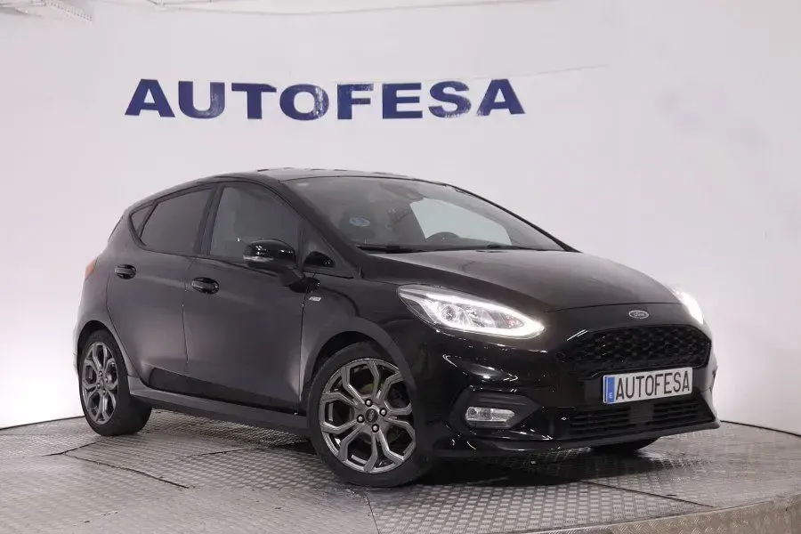 Usado Ford Fiesta ST-Line 140 CV (102 kW) 2020 Negro metalizado Utilitario