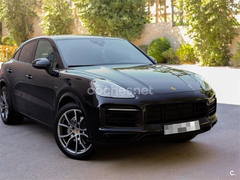 Negro Usado 2021 Porsche Cayenne Coupe Coupe | 71.000 € - Imagen 1/4