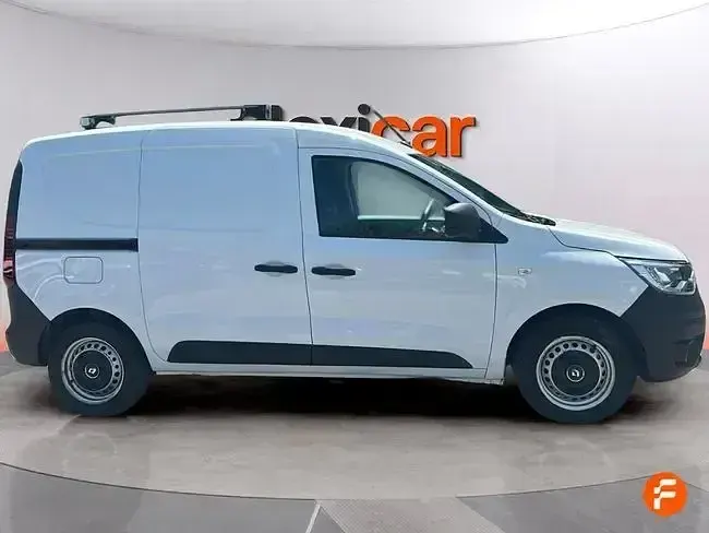 Usado Renault Kangoo 75 CV (55 kW) 2023 Blanco Monovolumen