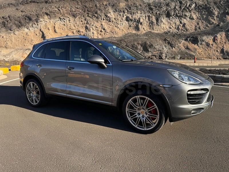 Usado Porsche Cayenne Turbo 500 CV (367 kW) 2011 Gris SUV