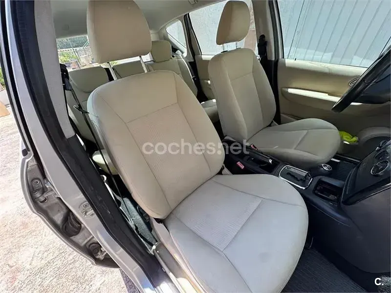 Usado Mercedes A160 Elegance 95 CV (69 kW) 2010 Gris / plata Monovolumen